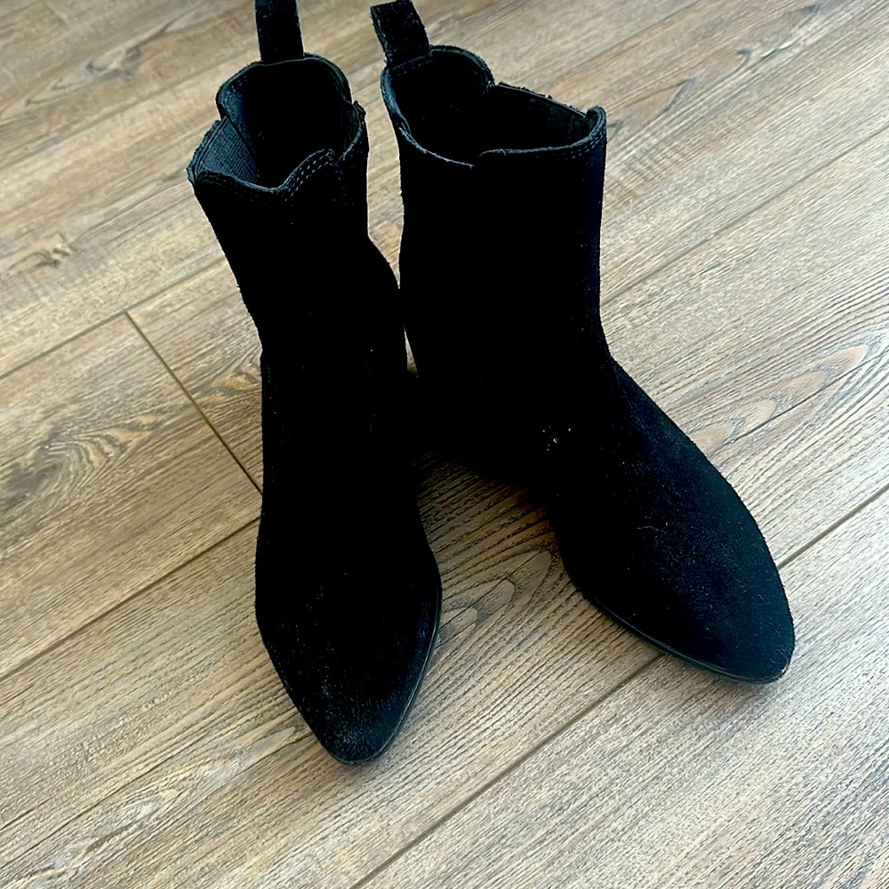 The Have Only Been Worn Once. They Are In Good Co… - image 1